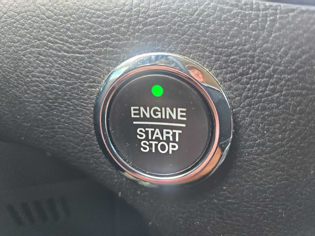 2015 Ford Edge Image 24
