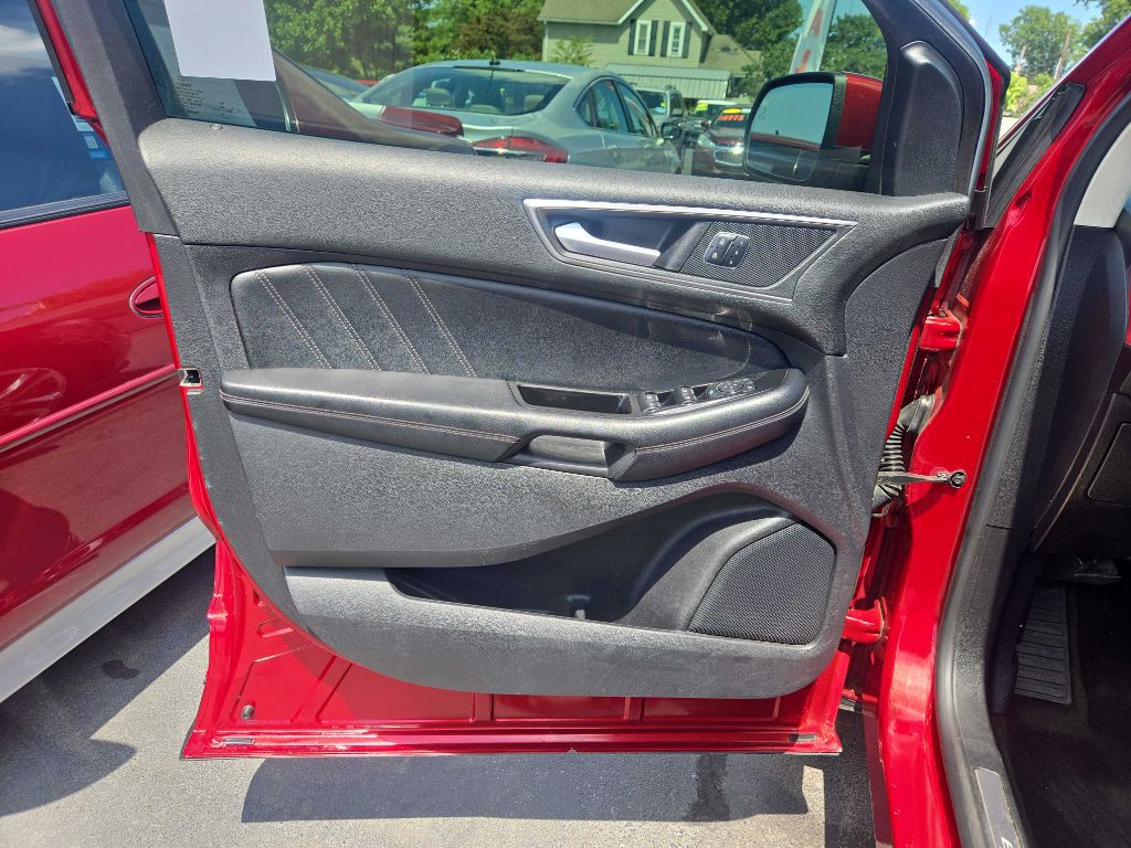 2015 Ford Edge Image 36