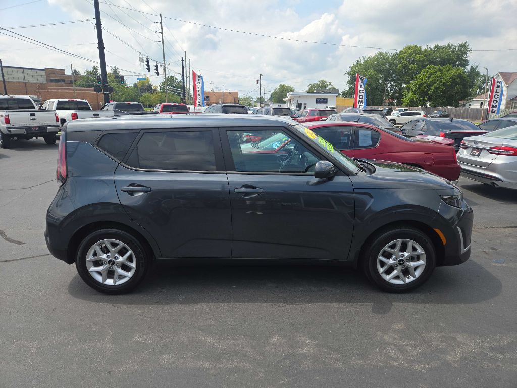 2025 Kia Soul Image 6