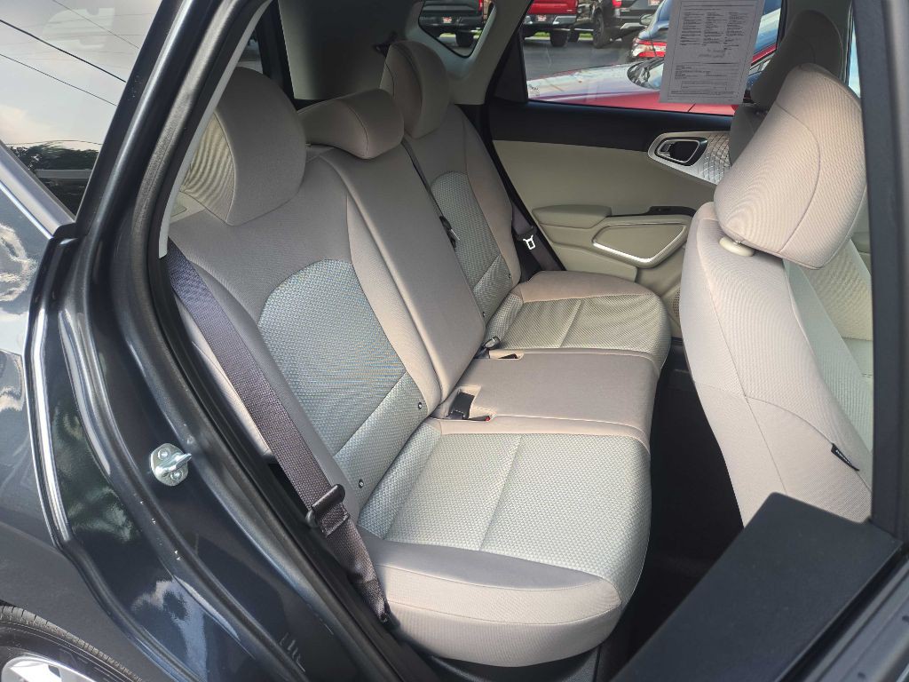 2025 Kia Soul Image 13