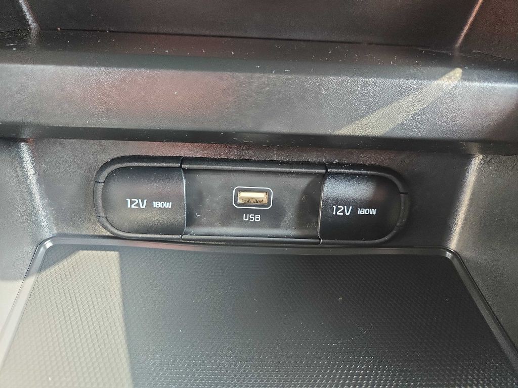 2025 Kia Soul Image 25