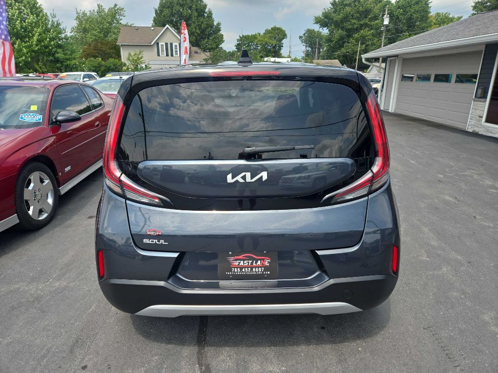 2025 Kia Soul Image 4
