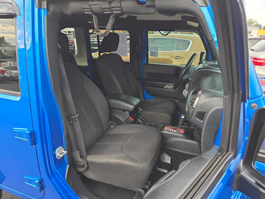 2015 Jeep Wrangler Unlimited Image 9