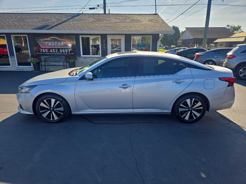 2019 Nissan Altima Image 2