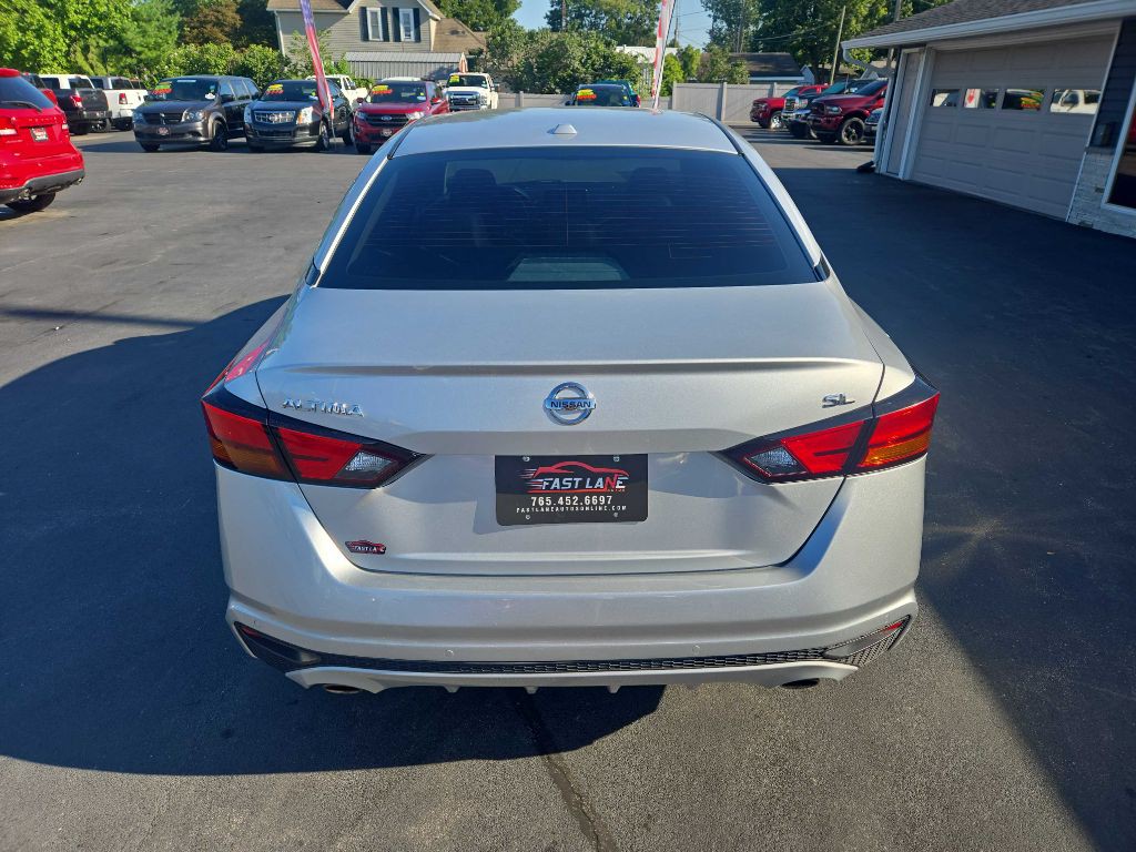2019 Nissan Altima Image 4
