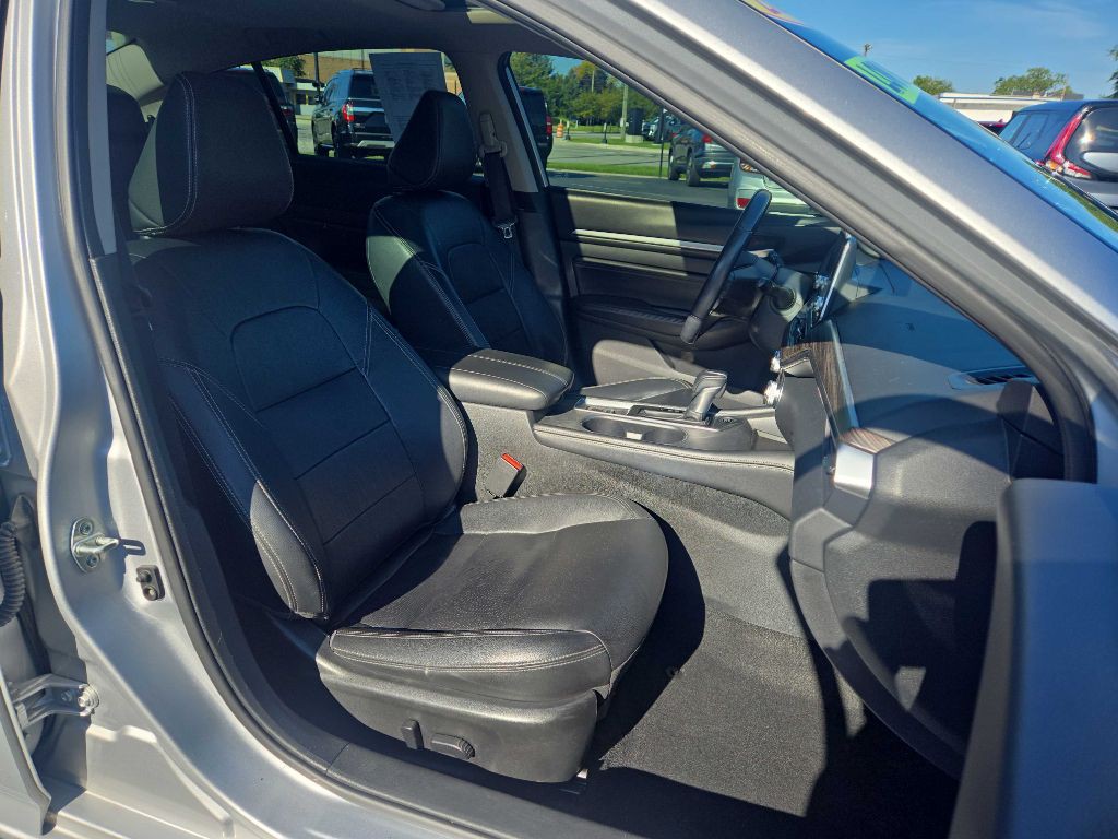 2019 Nissan Altima Image 12