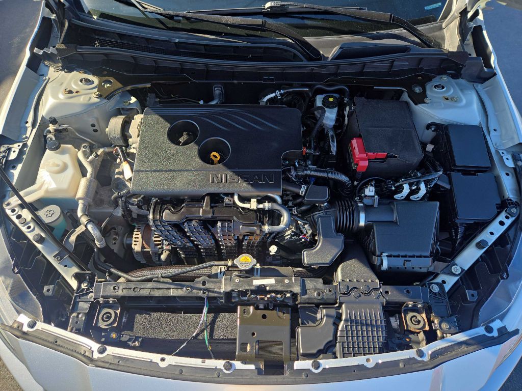 2019 Nissan Altima Image 43