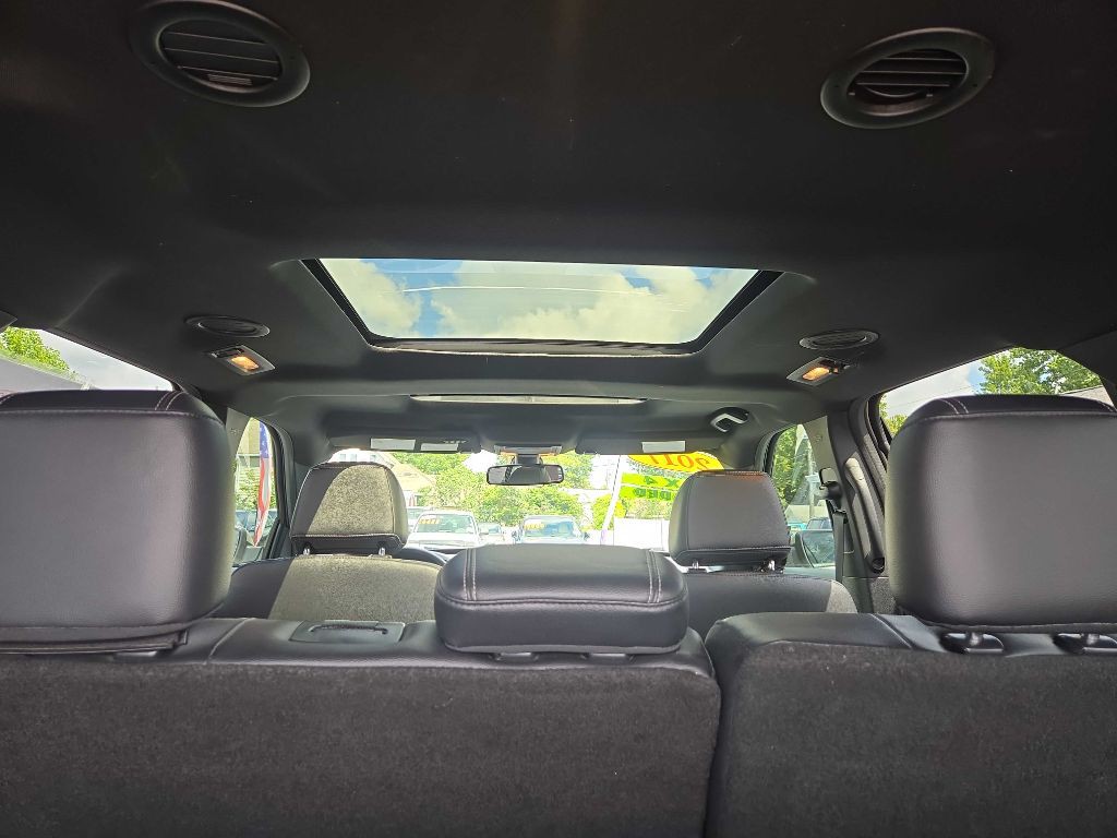 2017 Ford Explorer Image 17
