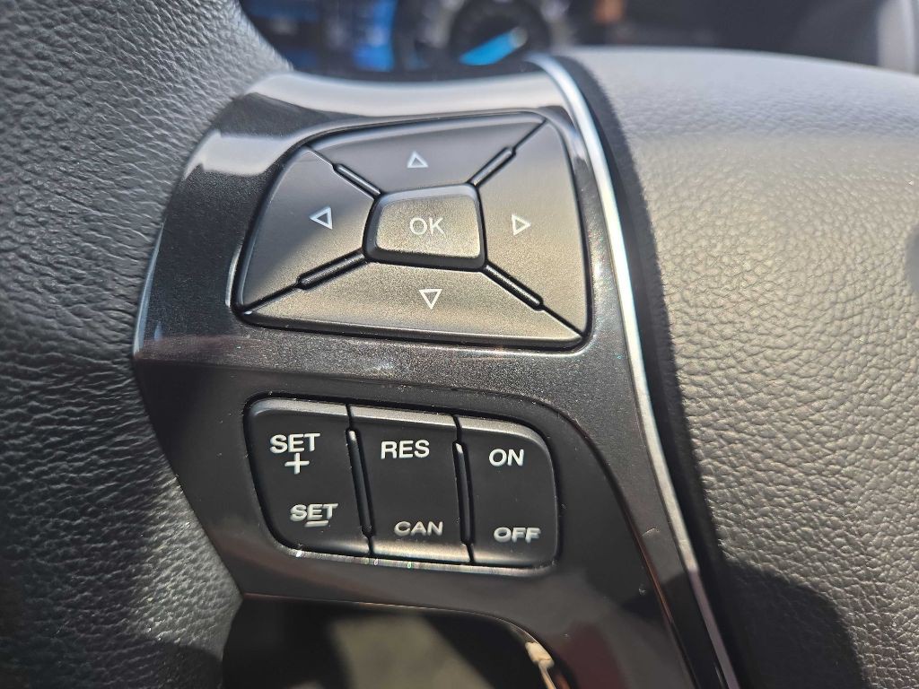 2017 Ford Explorer Image 23