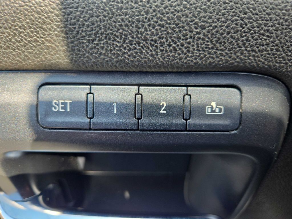 2014 GMC Sierra Image 27