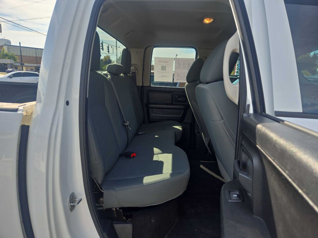 2015 RAM 1500 Image 12