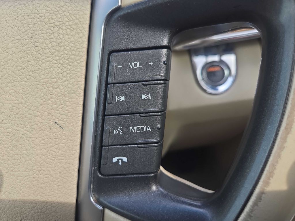 2009 Lincoln MKS Image 21