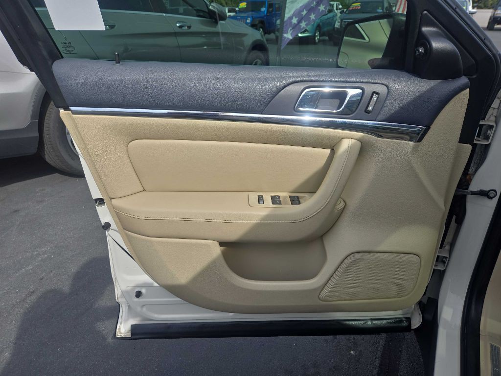 2009 Lincoln MKS Image 28