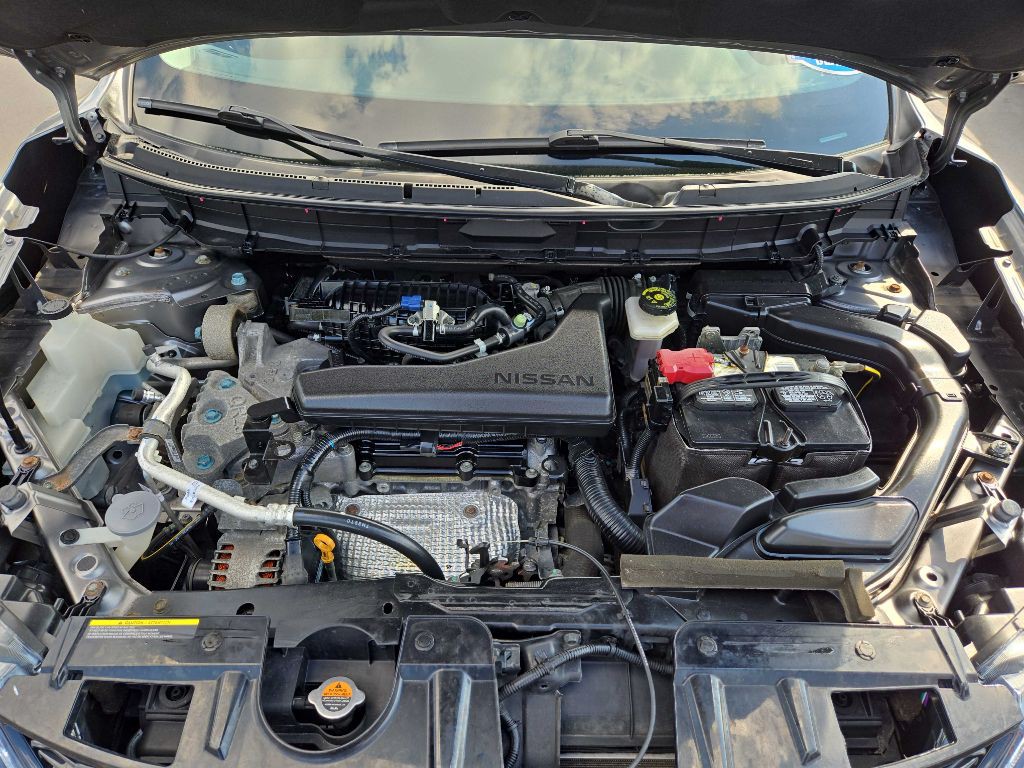 2016 Nissan Rogue Image 36