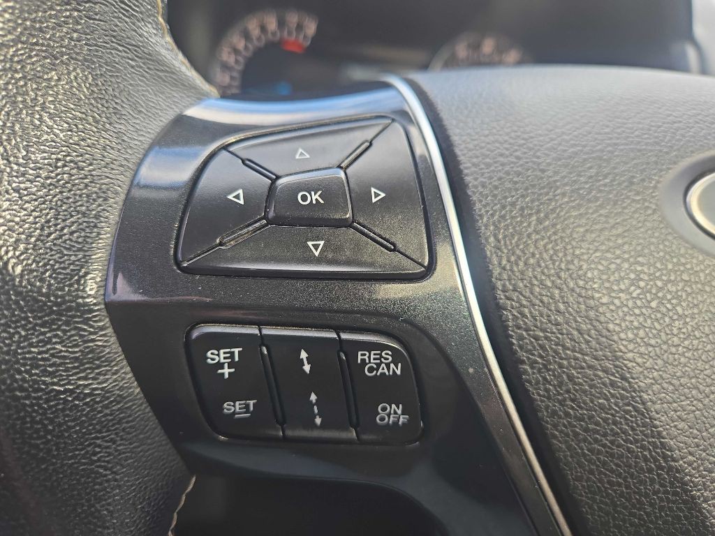 2017 Ford Explorer Image 23