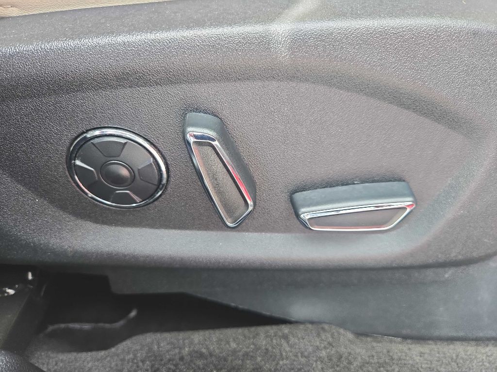 2017 Ford Explorer Image 36