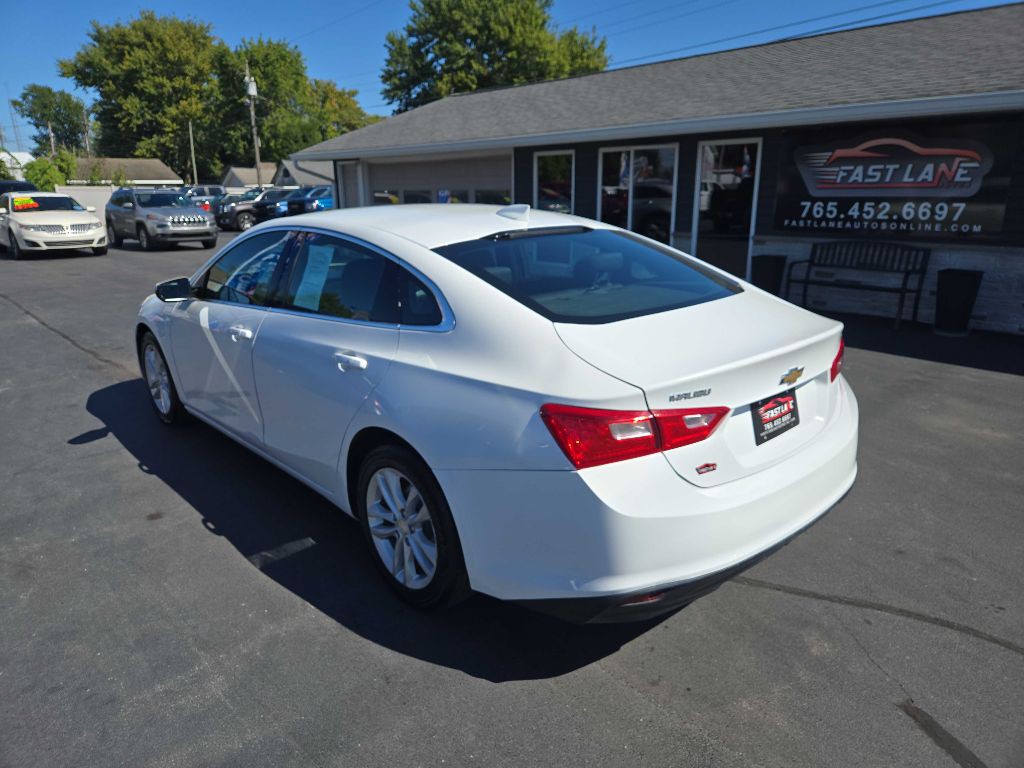 2018 Chevrolet Malibu Image 3
