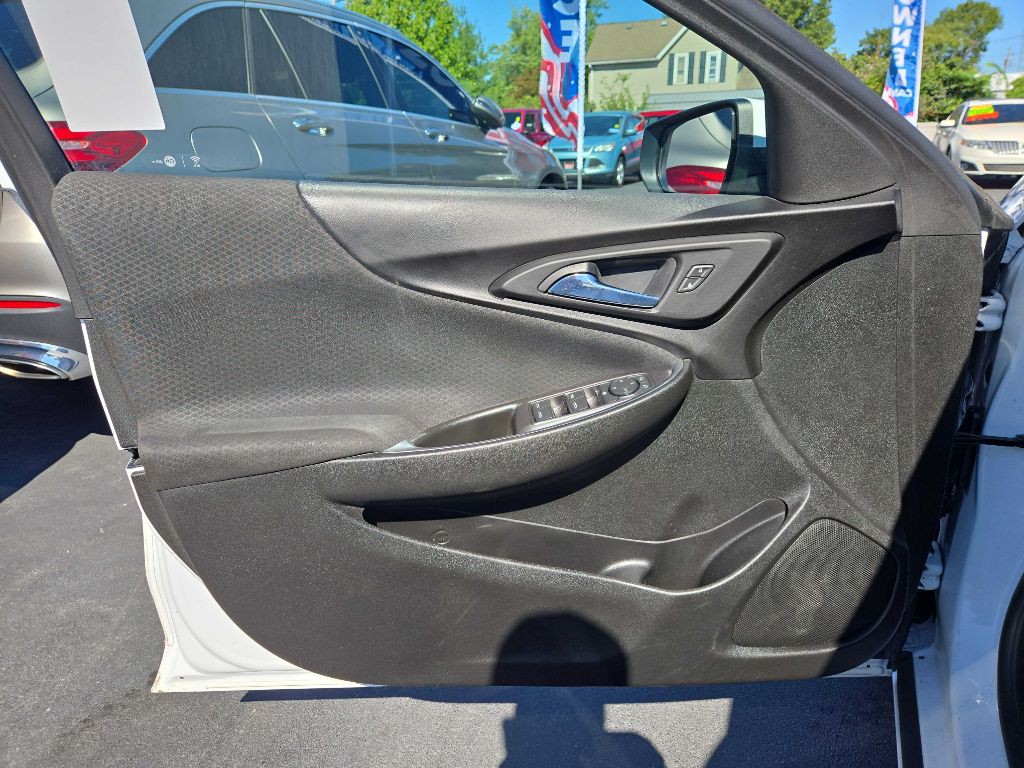 2018 Chevrolet Malibu Image 26