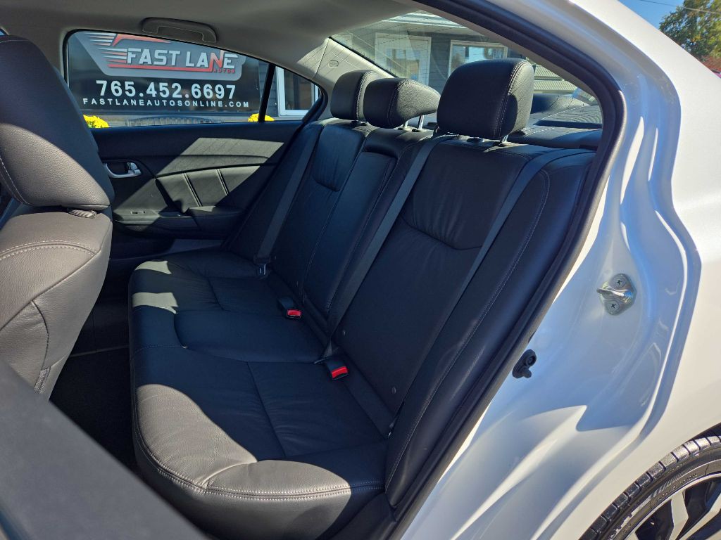 2015 Honda Civic Image 12