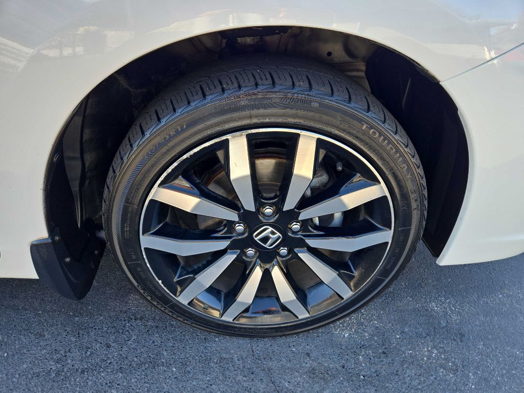 2015 Honda Civic Image 35