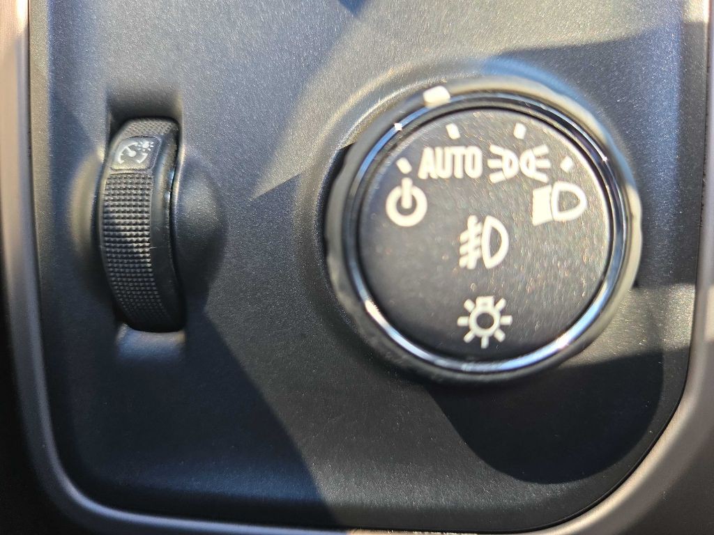 2018 GMC Sierra Image 23