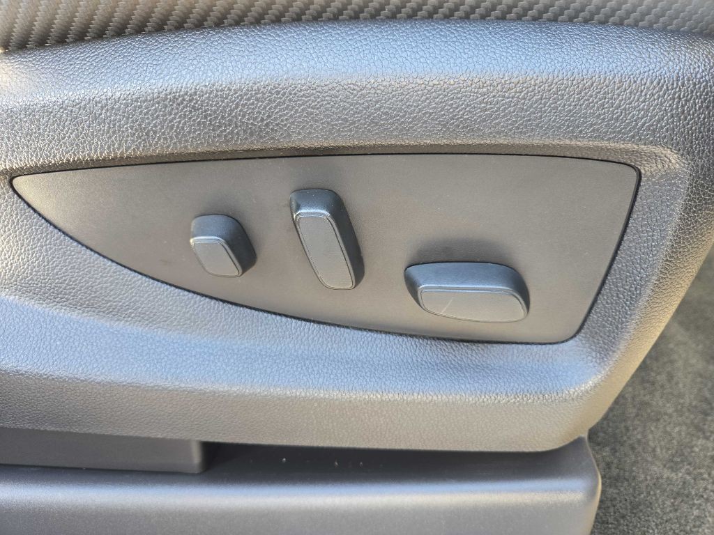 2018 GMC Sierra Image 36
