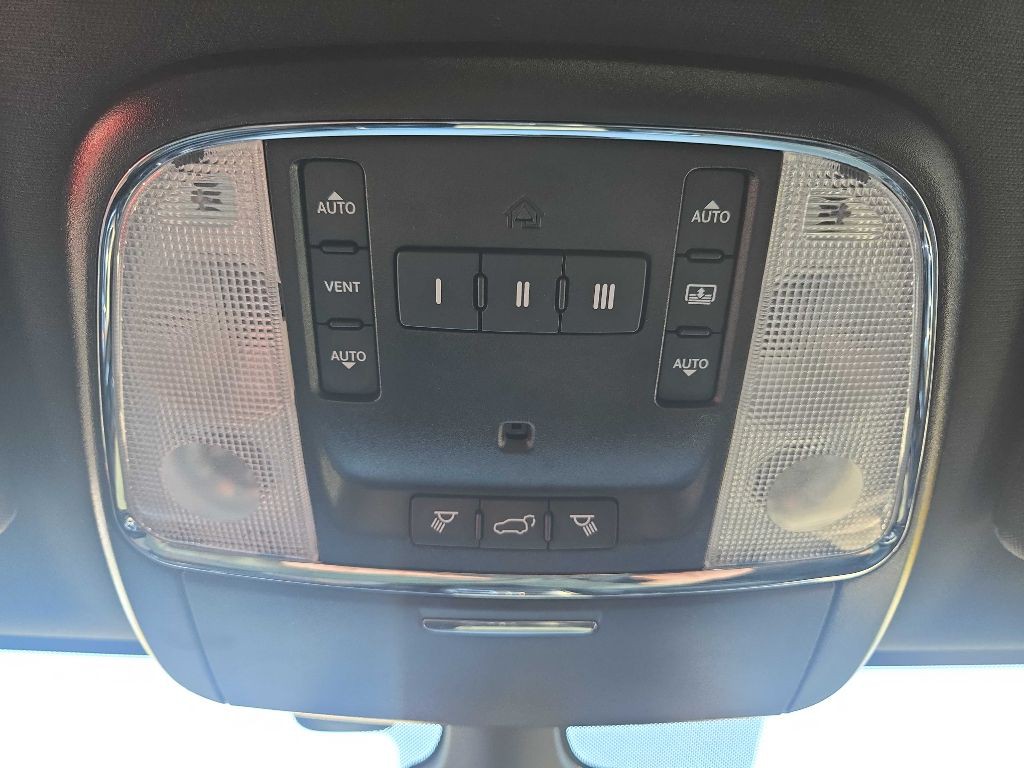2021 Jeep Grand Cherokee Image 32