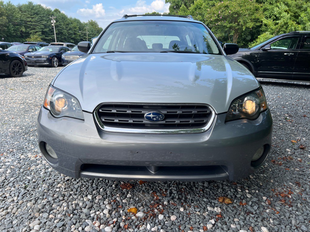 2005 Subaru Legacy Image 8