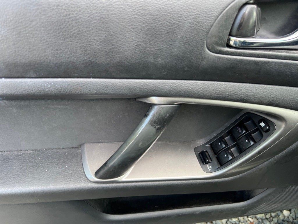 2005 Subaru Legacy Image 11