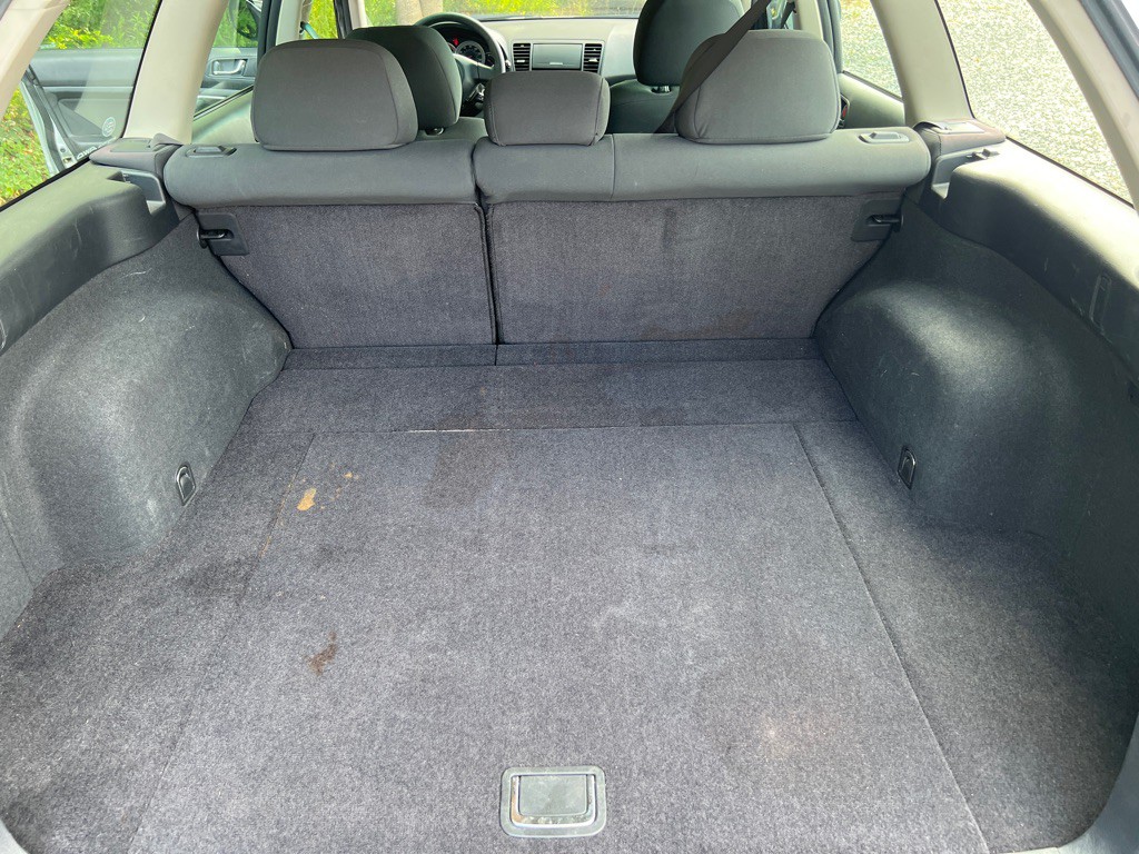 2005 Subaru Legacy Image 20