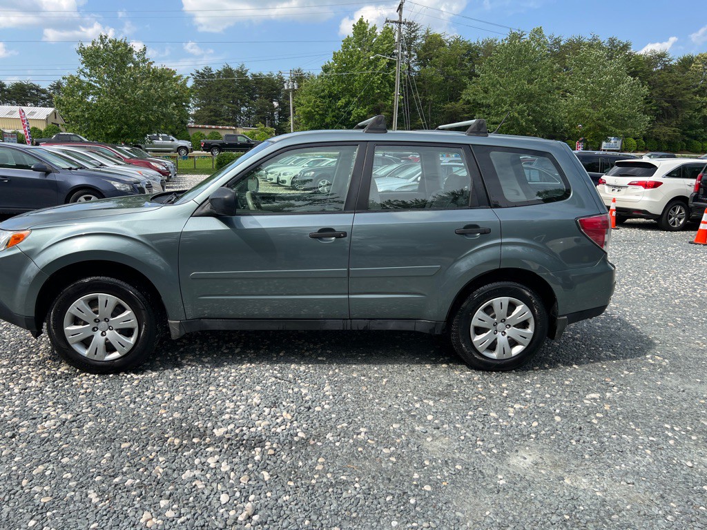 2009 Subaru Forester Image 2