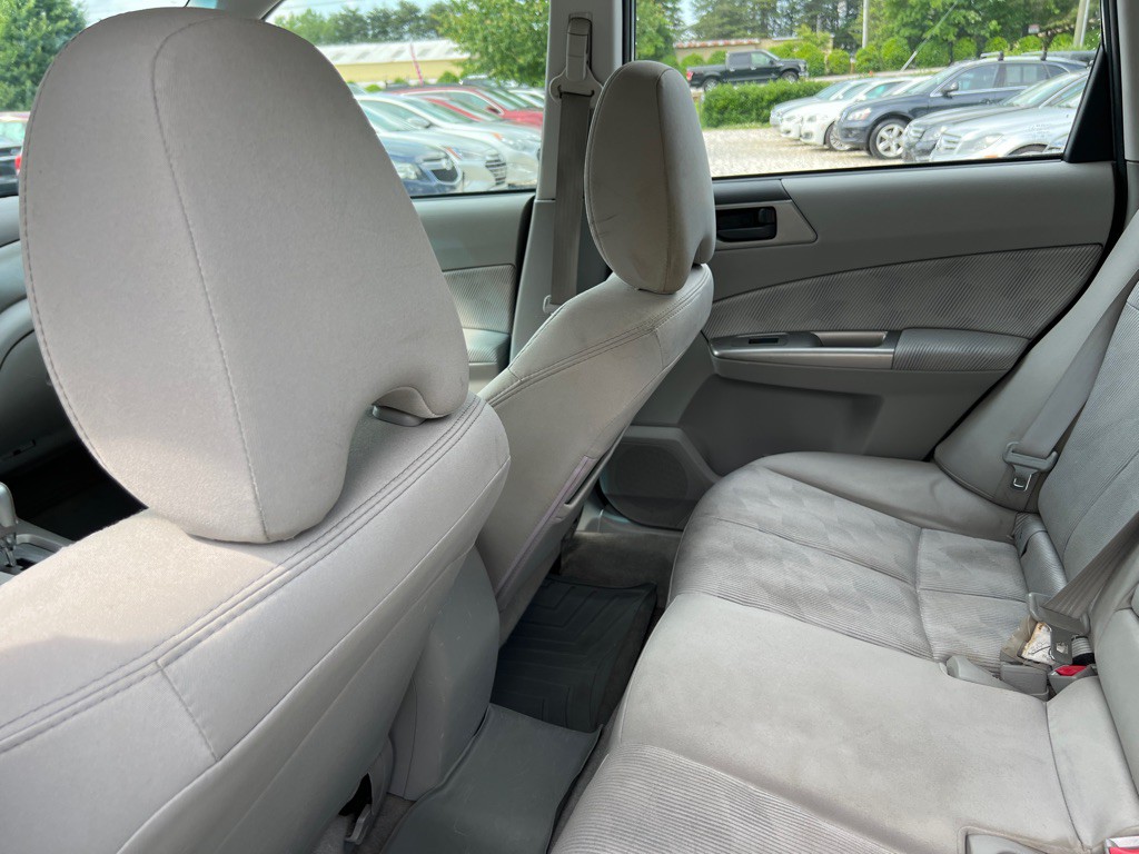 2009 Subaru Forester Image 18