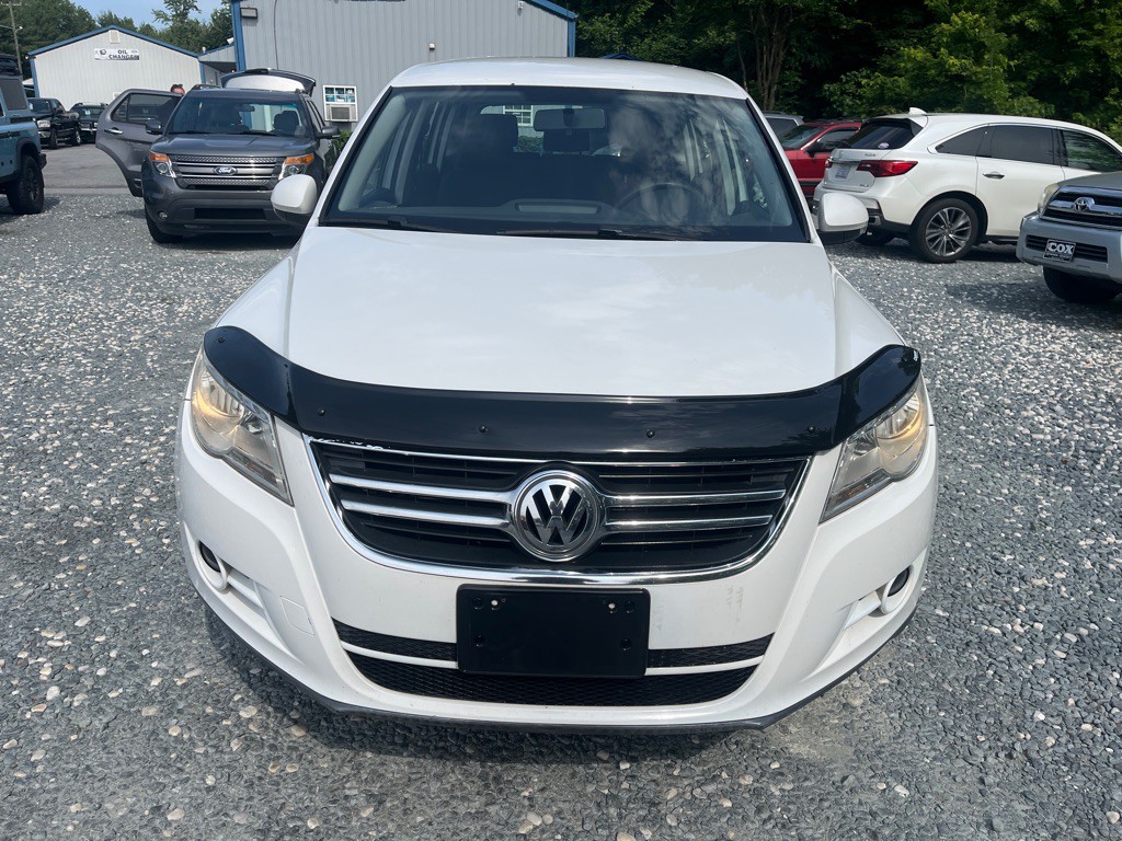 2010 Volkswagen Tiguan Image 8