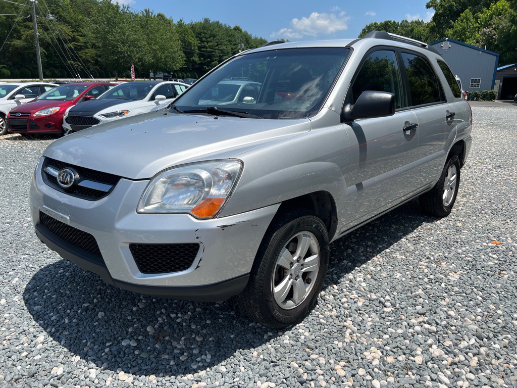 2010 Kia Sportage Image 1