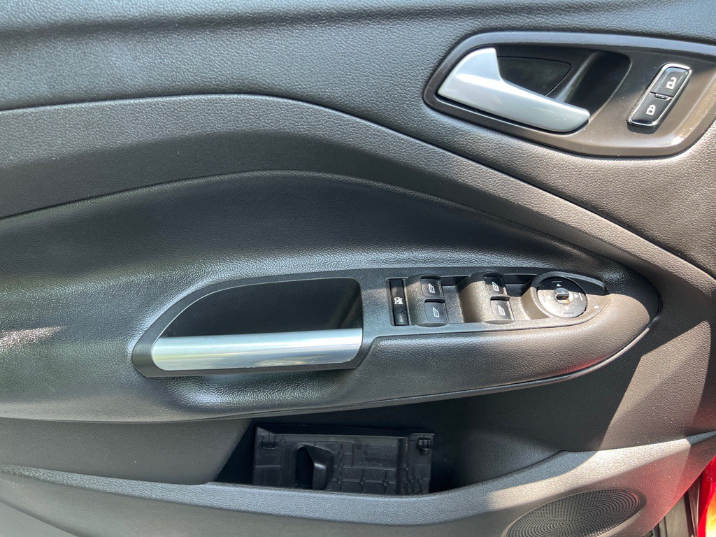 2015 Ford Escape Image 11