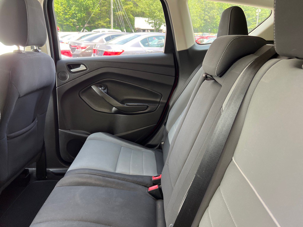 2015 Ford Escape Image 19