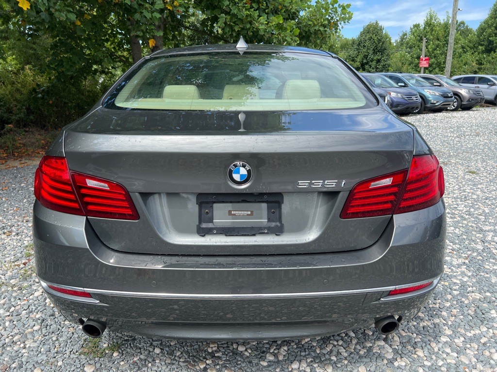 2015 BMW 5 Series Image 4