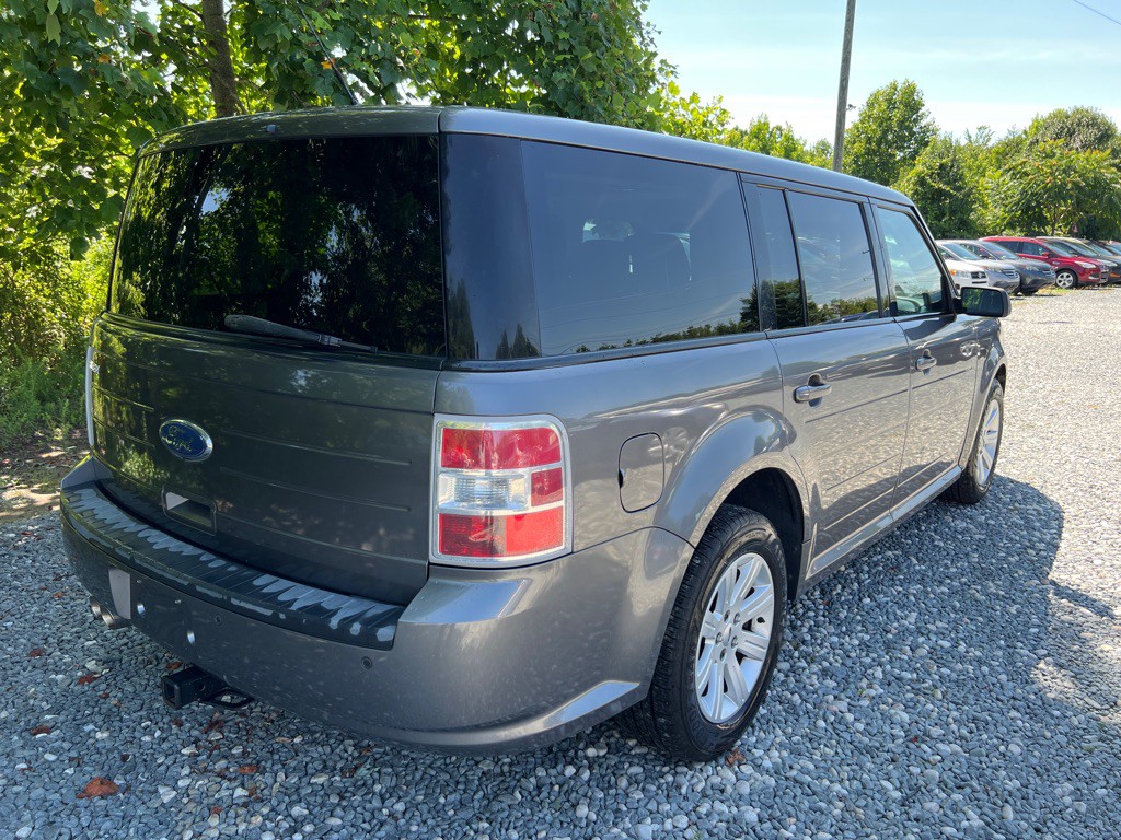 2010 Ford Flex Image 5
