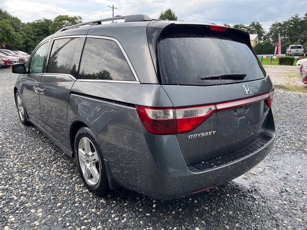 2012 Honda Odyssey Image 3