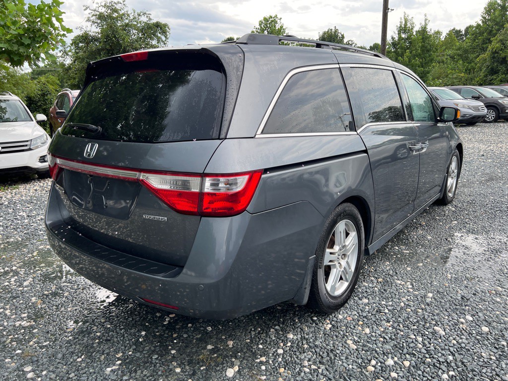 2012 Honda Odyssey Image 5
