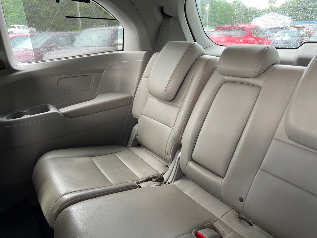 2012 Honda Odyssey Image 23