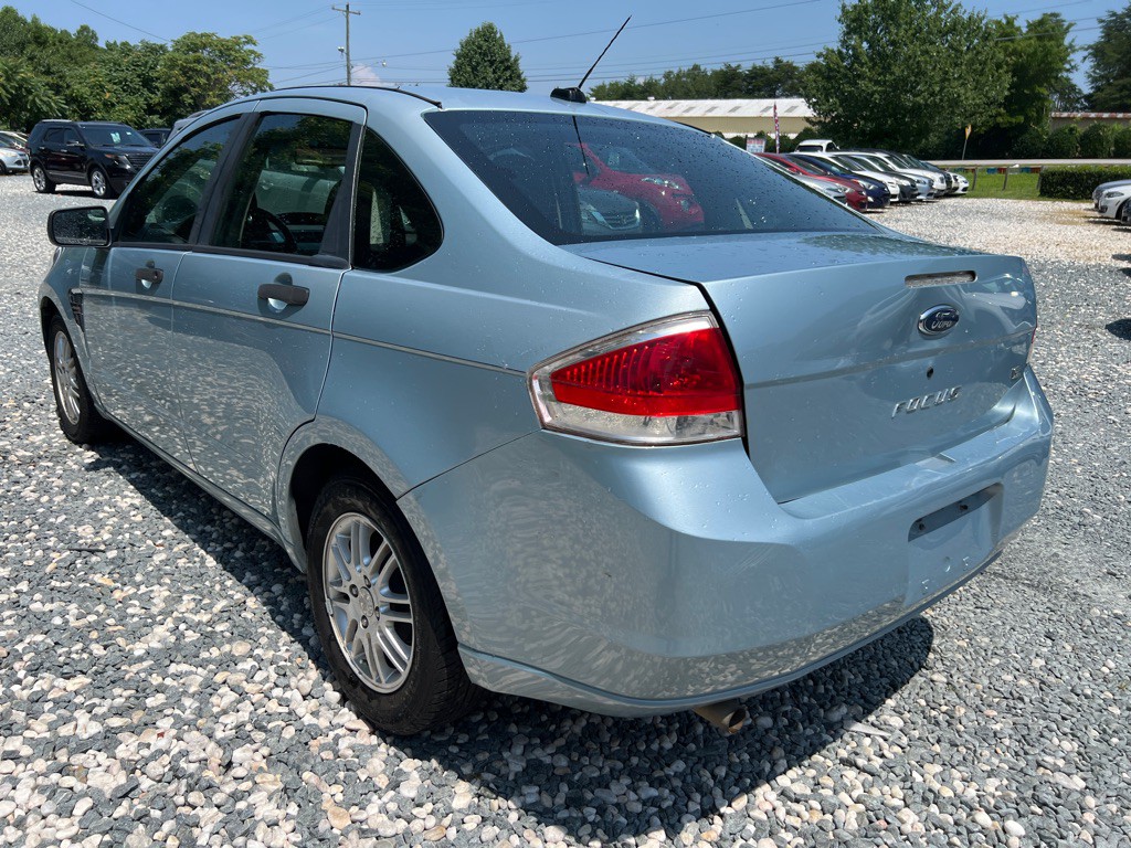 2008 Ford Focus Image 3
