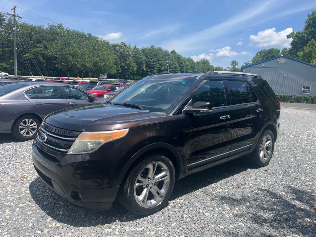 2013 Ford Explorer Image 1