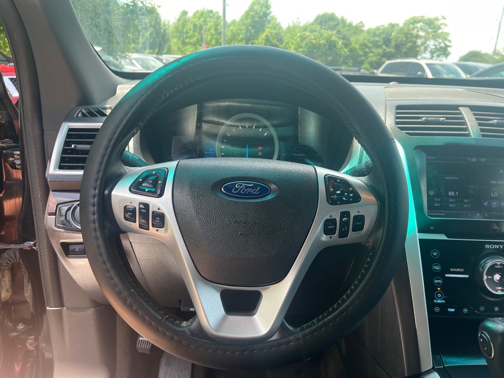 2013 Ford Explorer Image 11