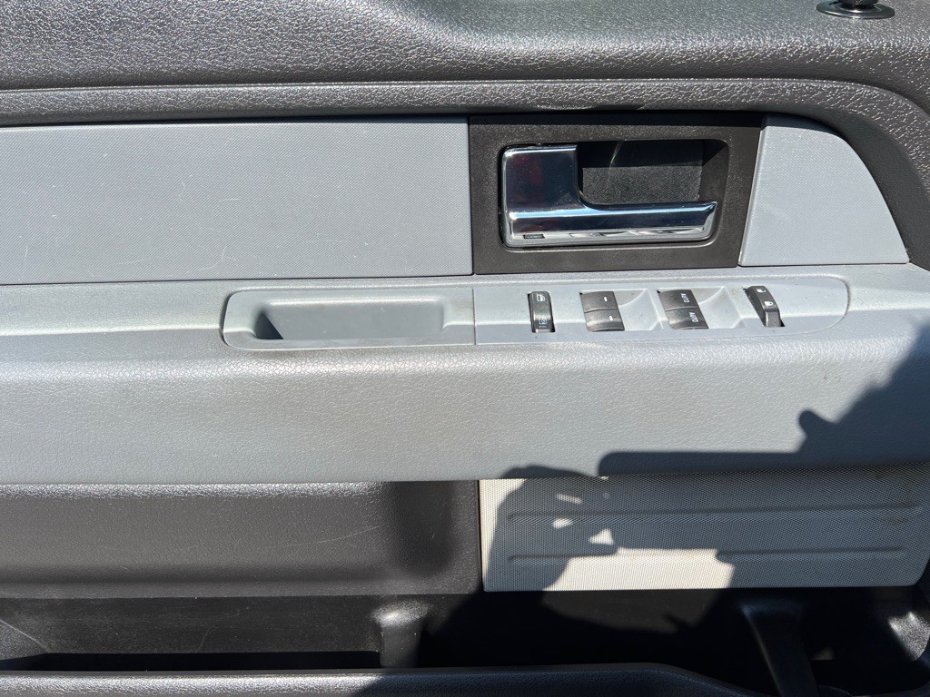 2013 Ford F-150 Image 11