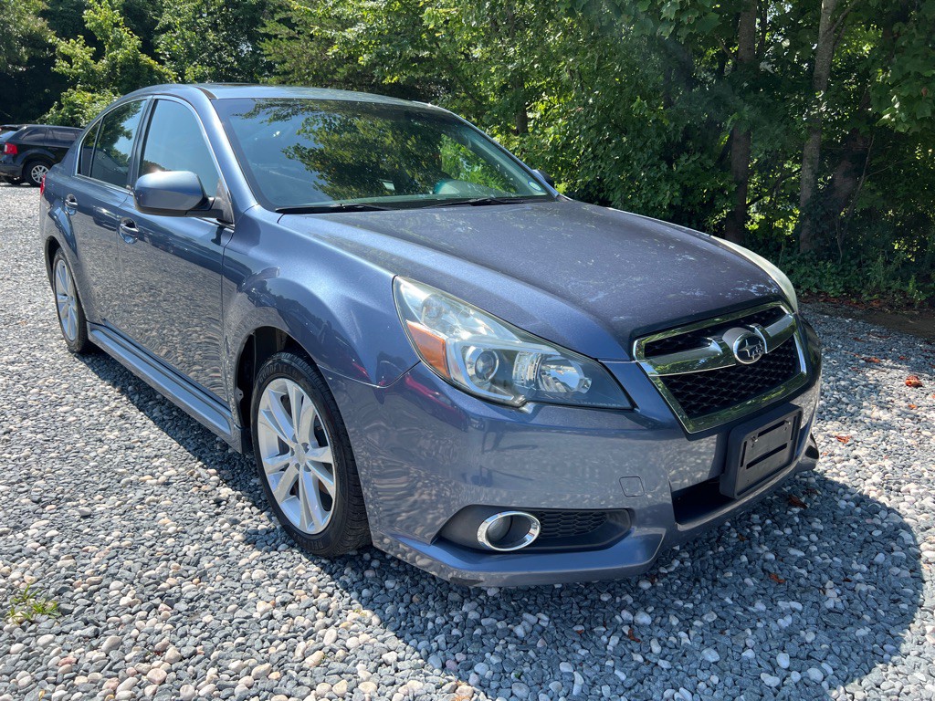 2013 Subaru Legacy Image 7