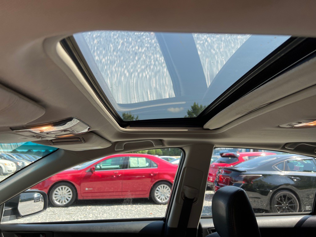 2013 Subaru Legacy Image 19