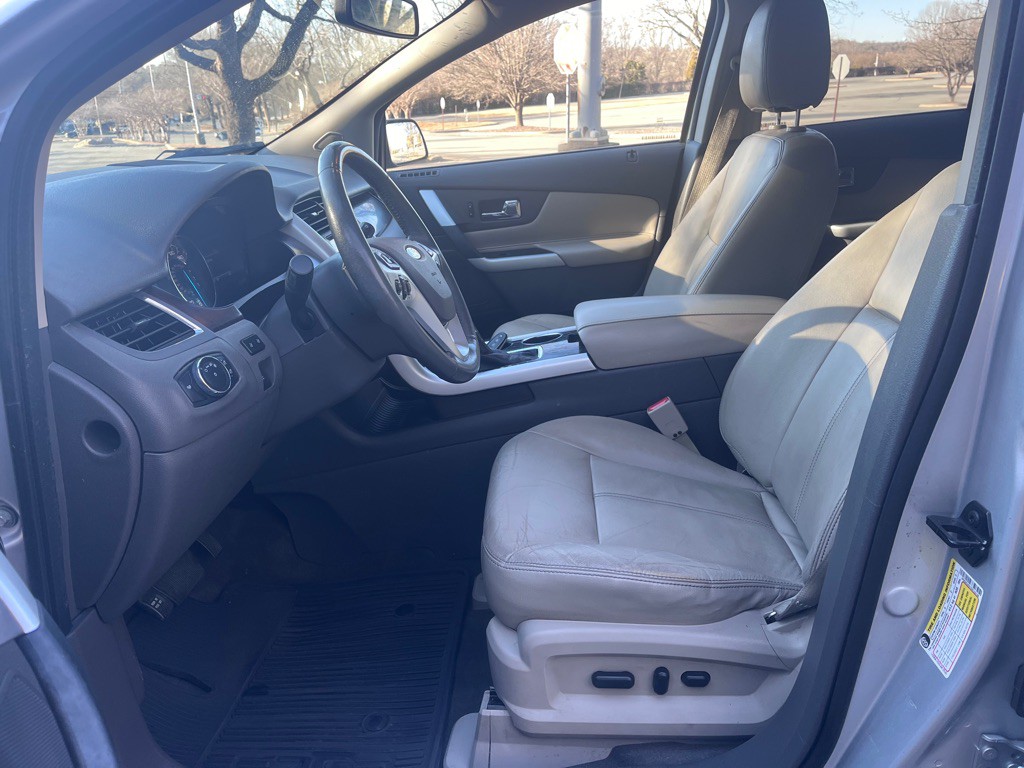 2013 Ford Edge Image 10