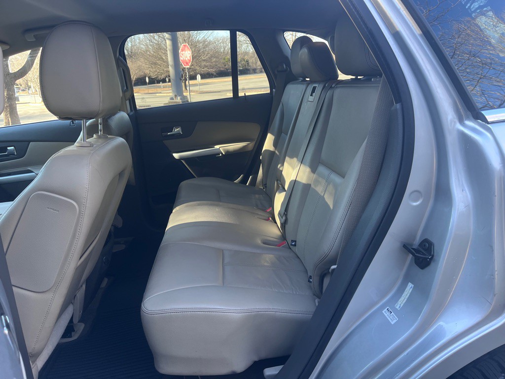 2013 Ford Edge Image 16