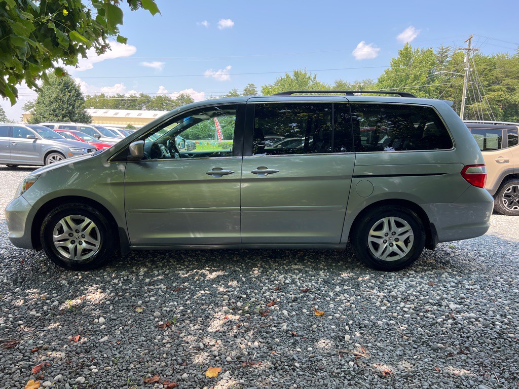 2007 Honda Odyssey Image 2